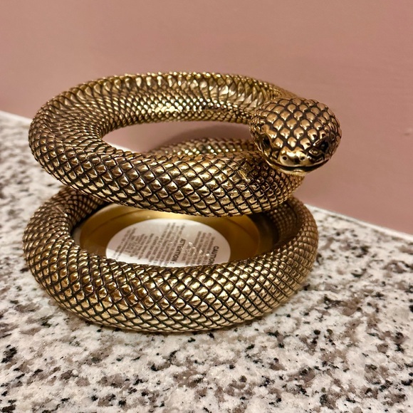 Bath & Body Works Warm Vanilla Woods Candle & Snake Candle Holder - Picture 7 of 8